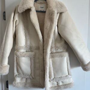 Abercrombie & Fitch white Faux Fur Coat